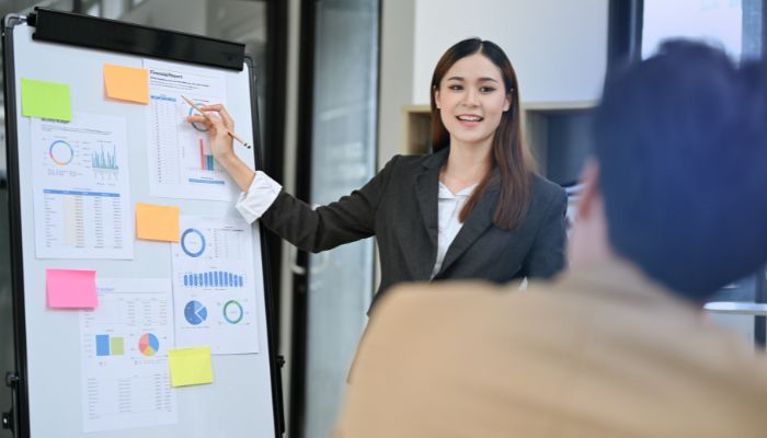 Bagaimana Jasa Marketing Consultant Membantu Bisnis Anda Berkembang